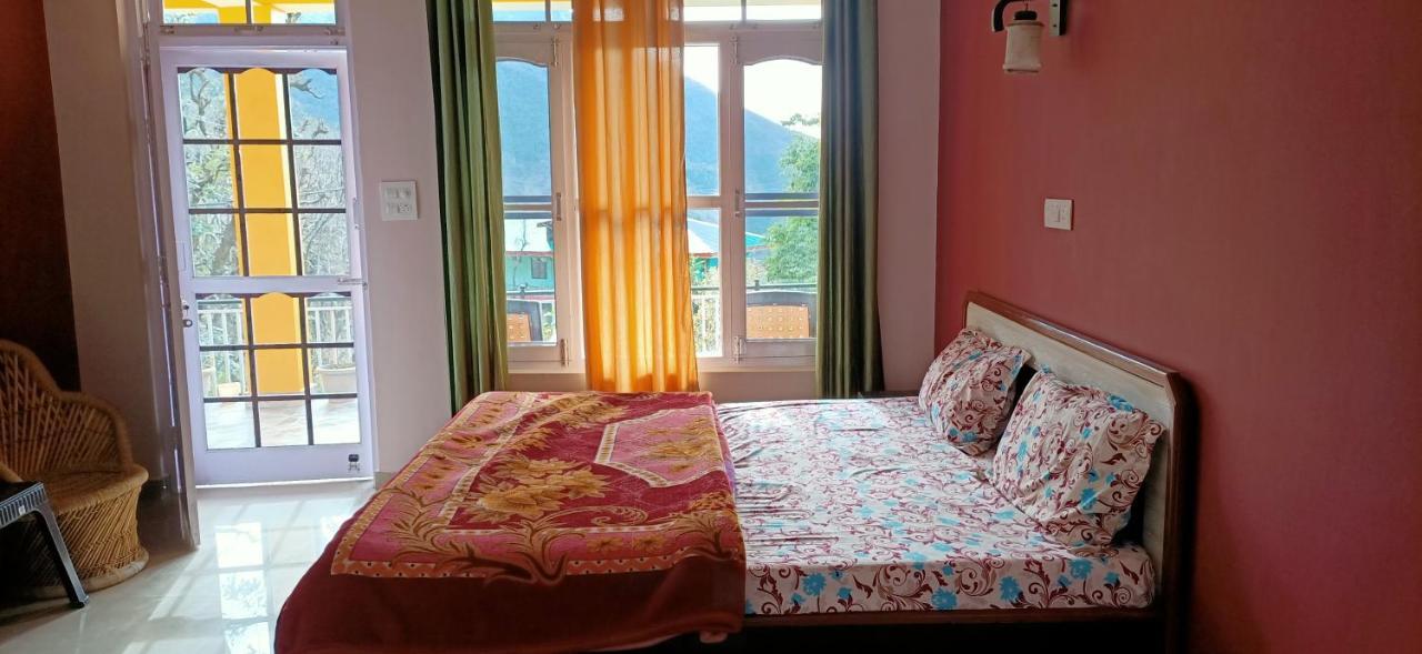Aparthotel Yellow House Dharamkot Dharamshala
