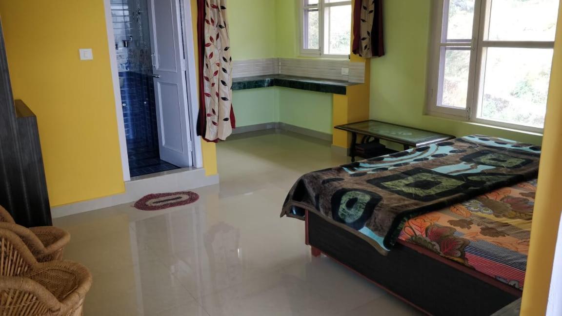 Aparthotel Yellow House Dharamkot Dharamshala