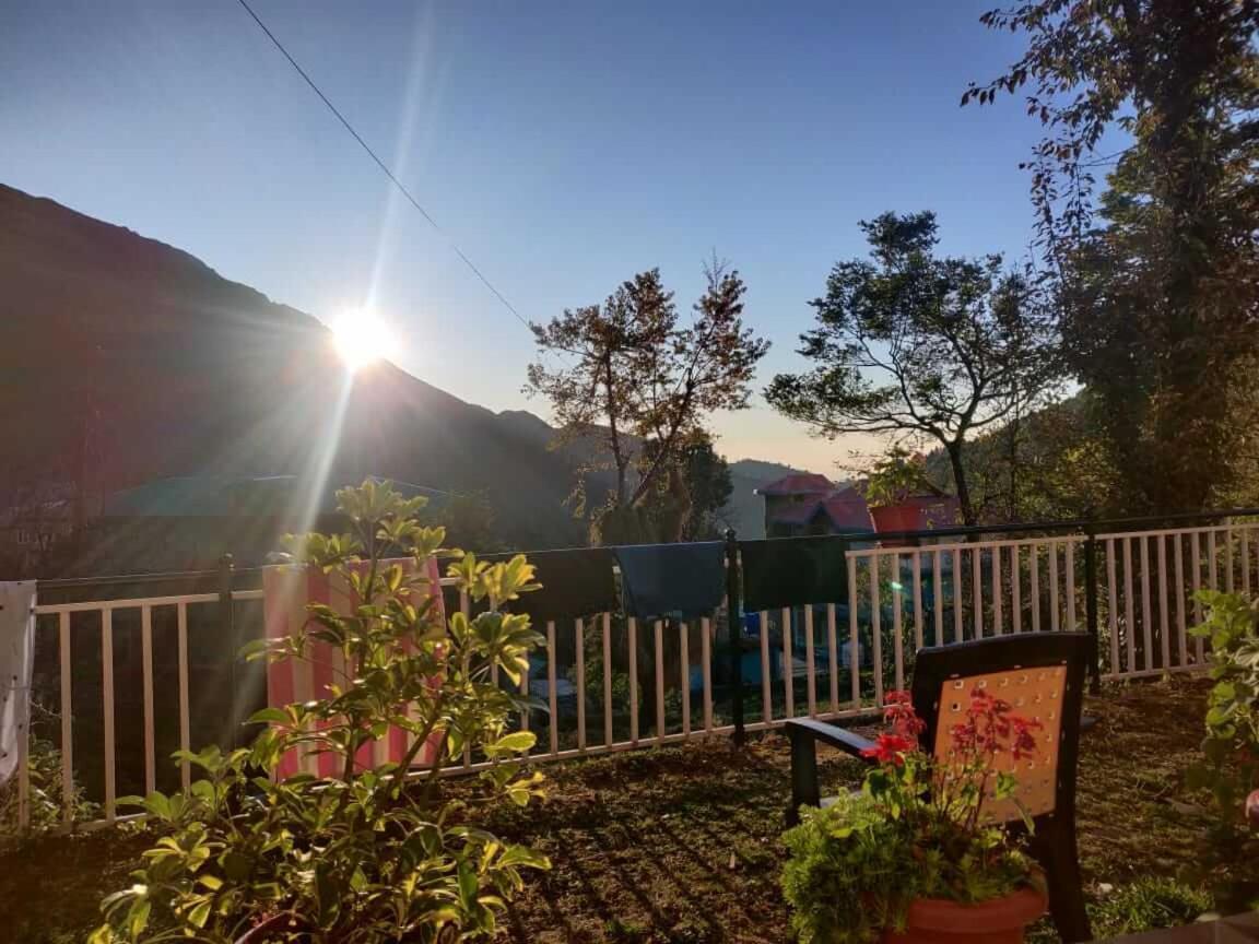 Aparthotel Yellow House Dharamkot
