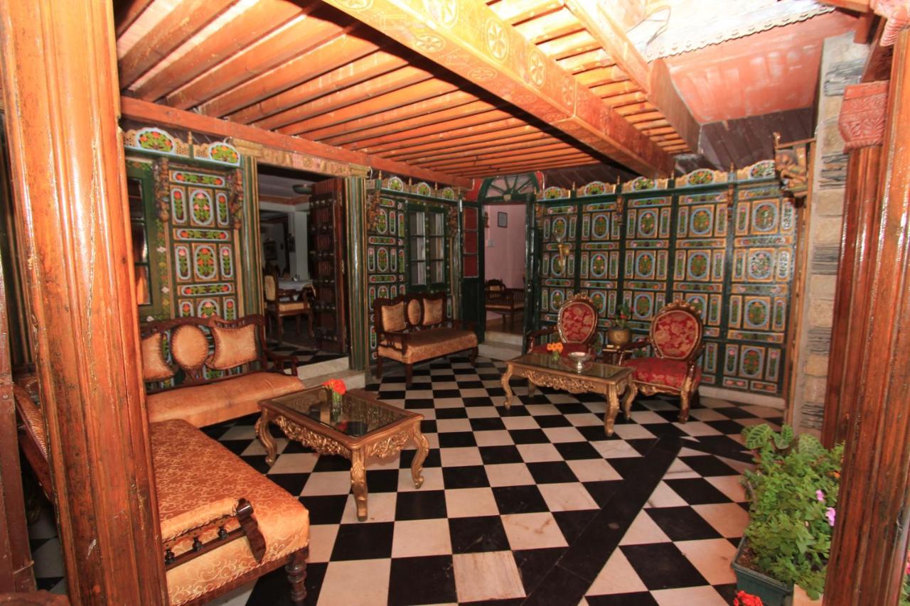 Welcomheritage Grace Hotel