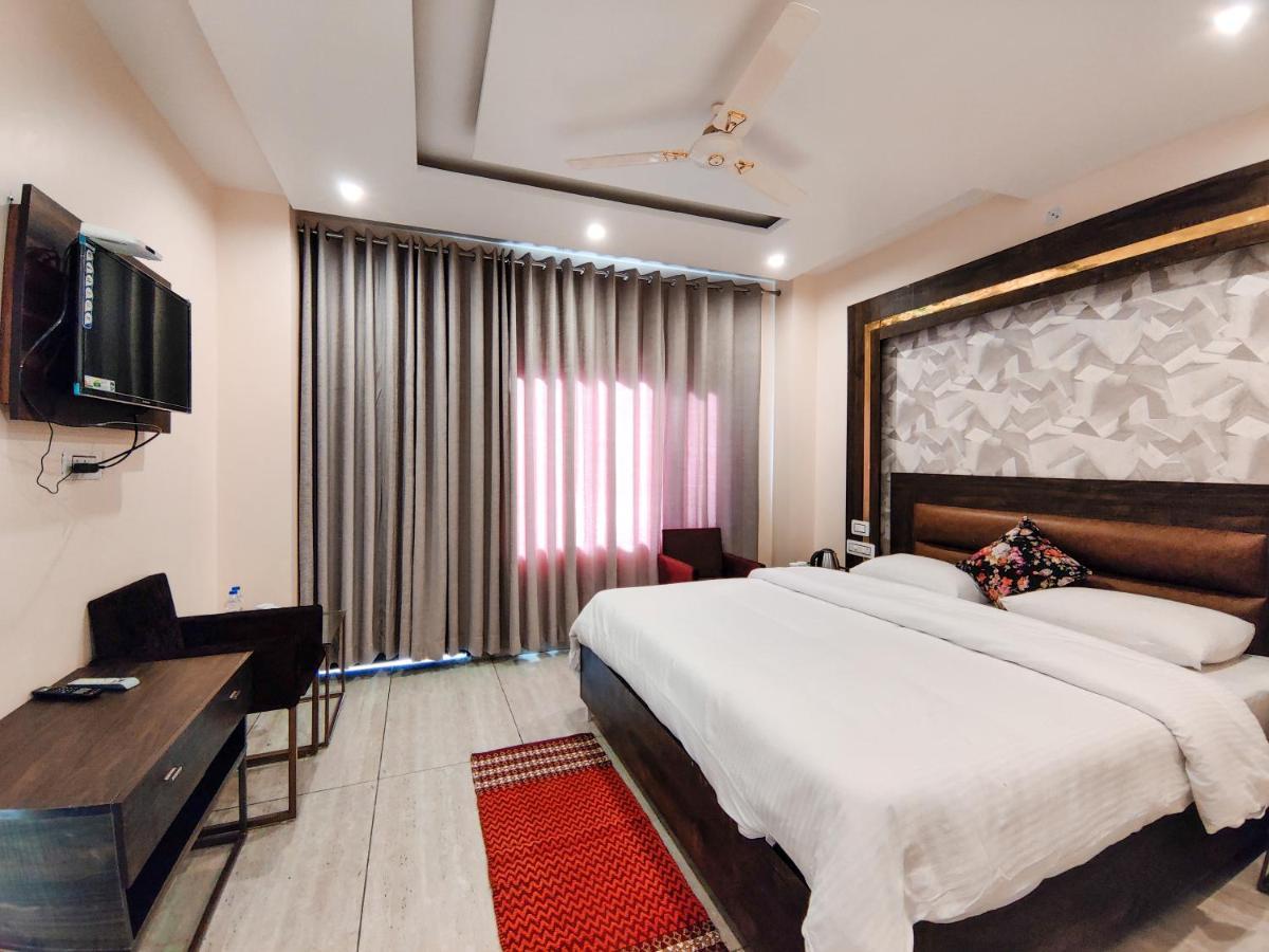 Hotel Golden Rock, - Am Kollection Dharamshala