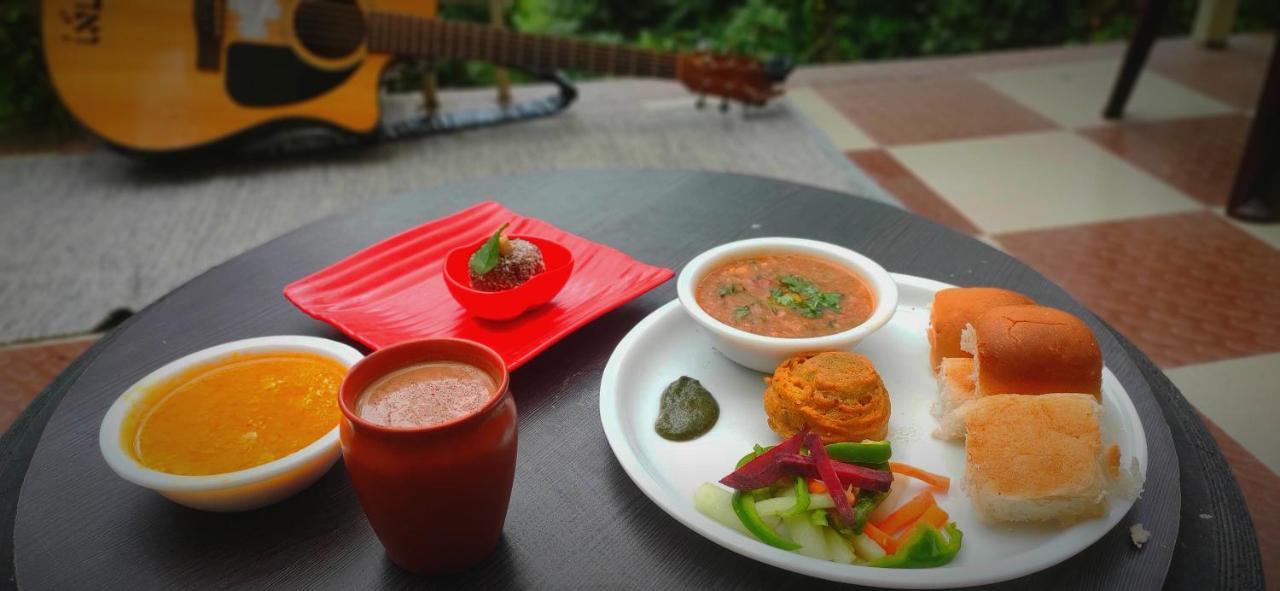 The Unmad, Dharamkot Guest house