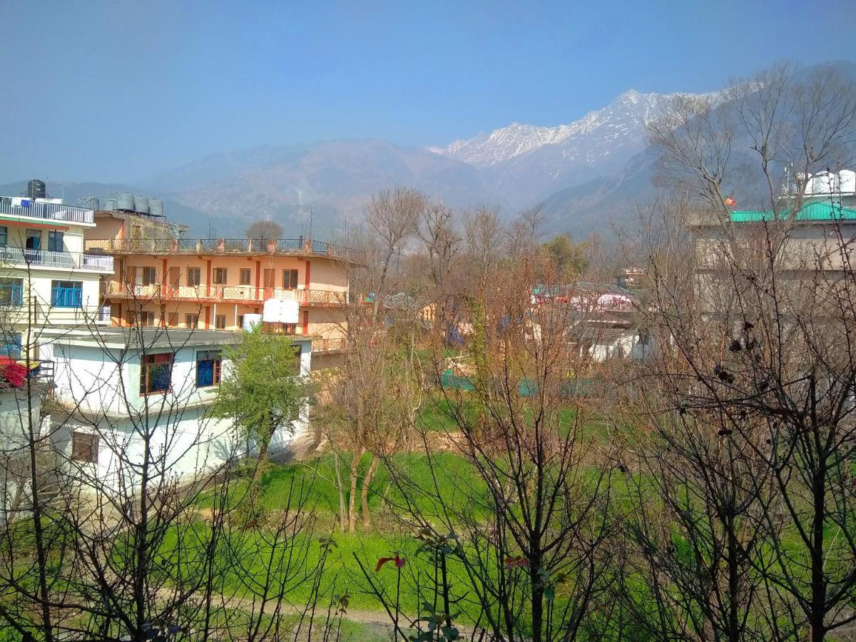 Highland Village Hotel Dharamshala