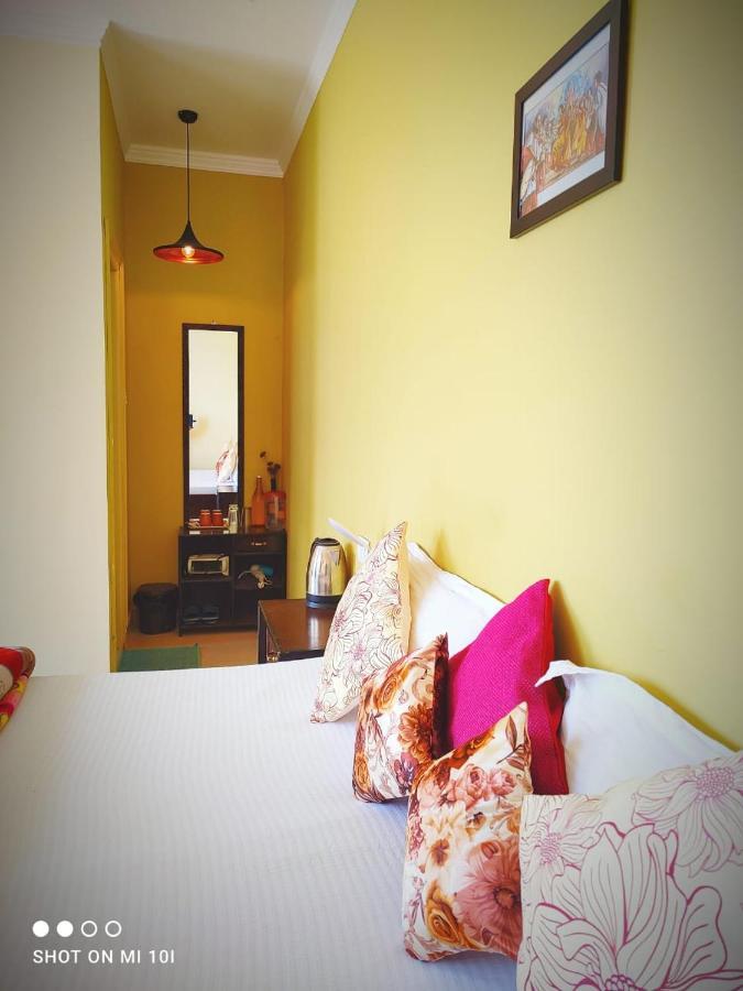 The Unmad, Dharamkot Guest house