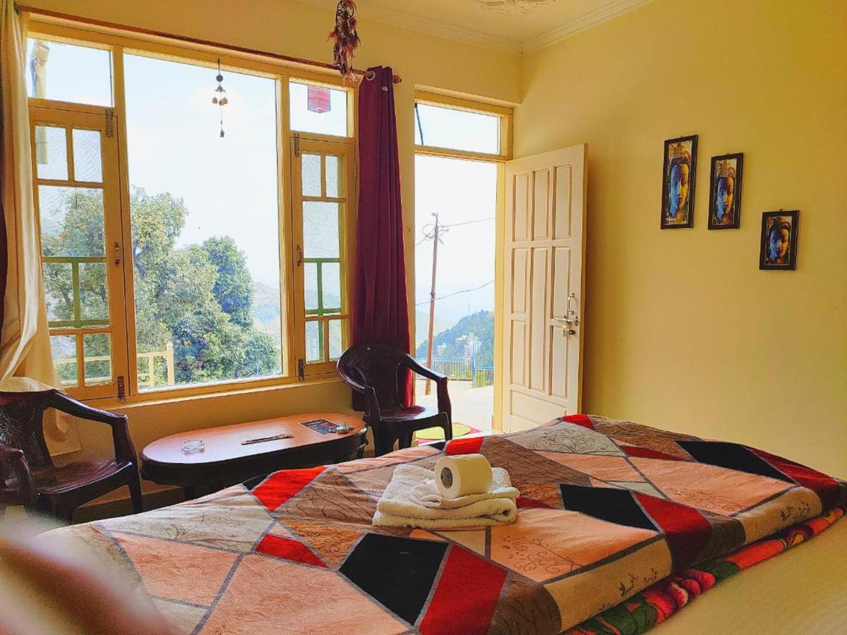 The Unmad, Dharamkot 2*