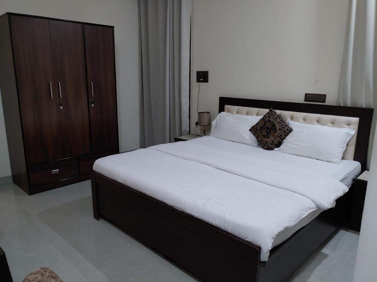 Touristen A Luxury * Dharamshala