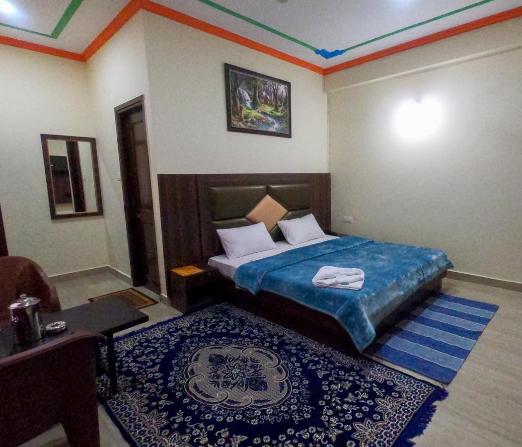 Hotel Yes Comfort 3*