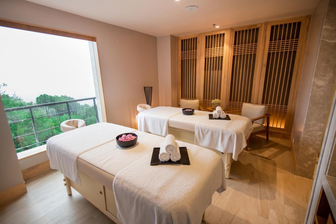 Radisson Blu 5* Dharamshala