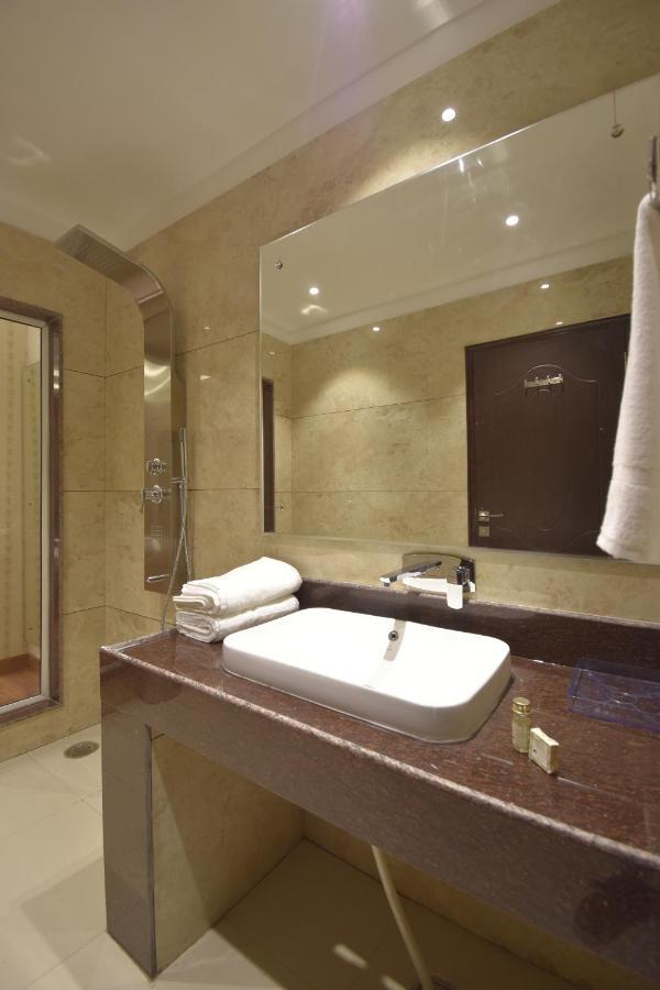 Grand Him Queen Hot And Cold 3* Dharamshala