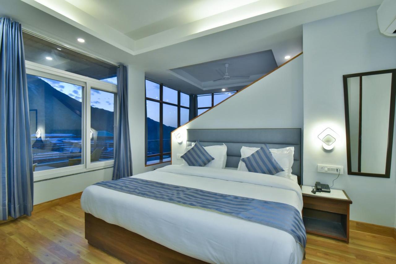 Hotel Asian International 3*