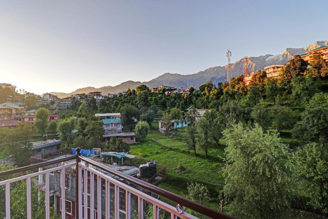 Hotel Oyo Om House Dharamshala