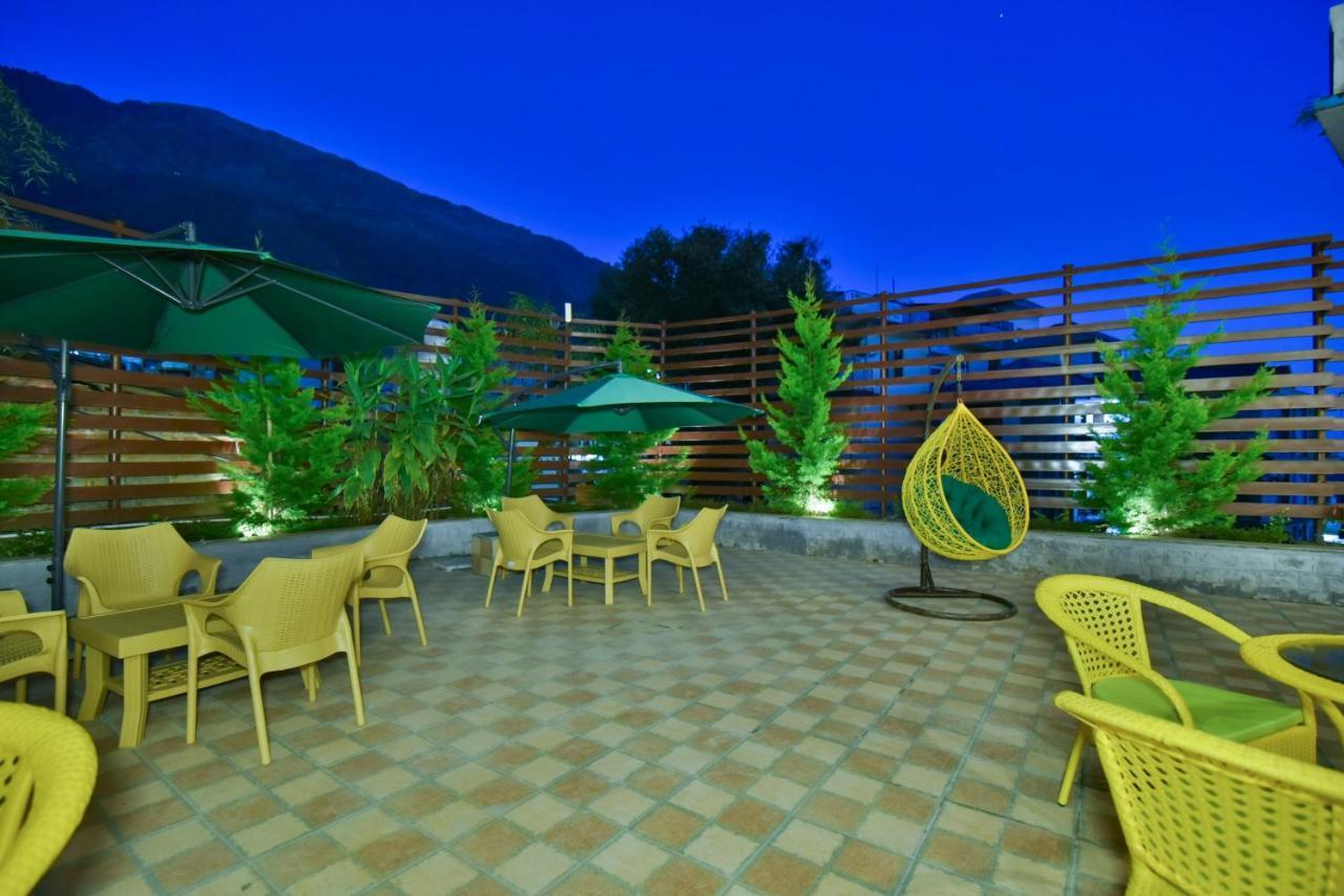 Asian International Hotel