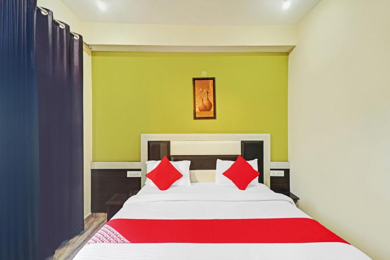 Oyo Om House