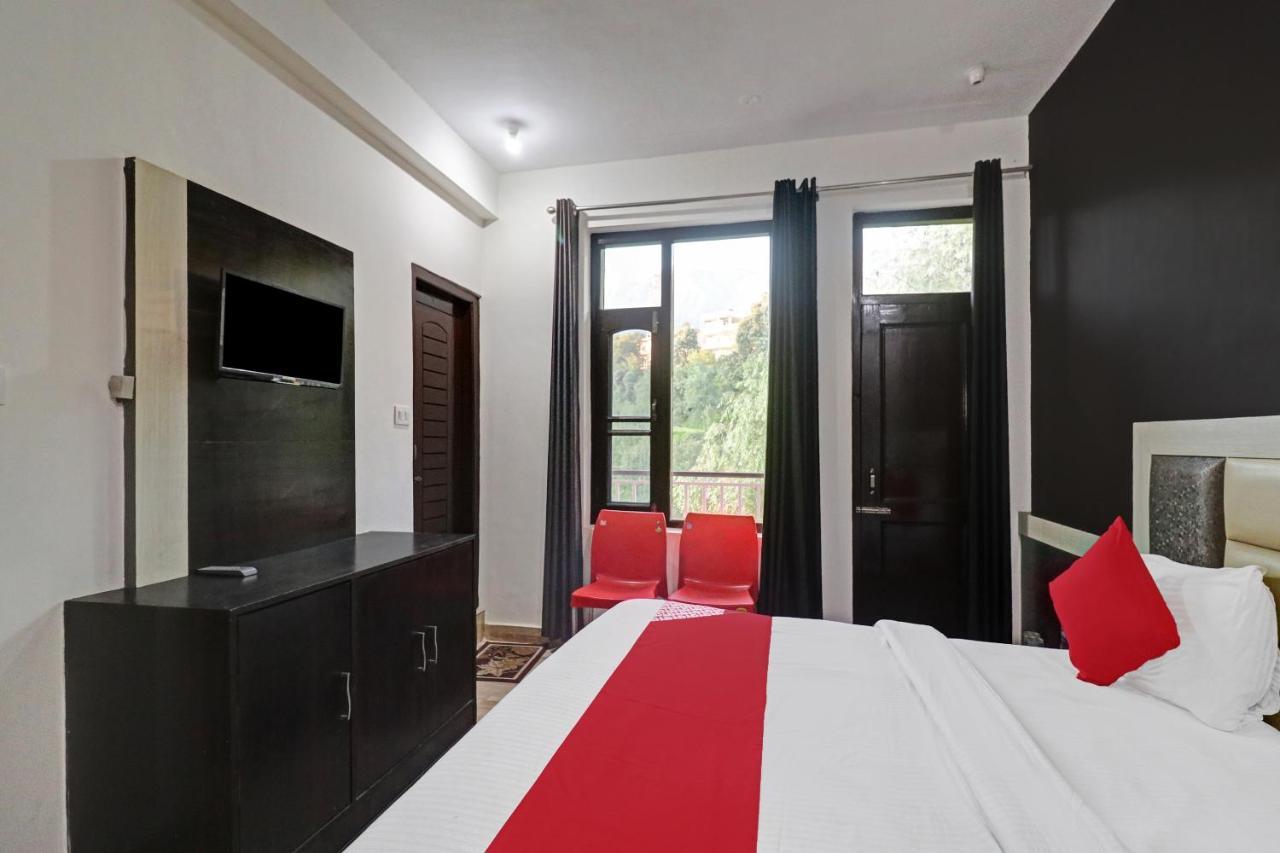 Hotel Oyo Om House 3*