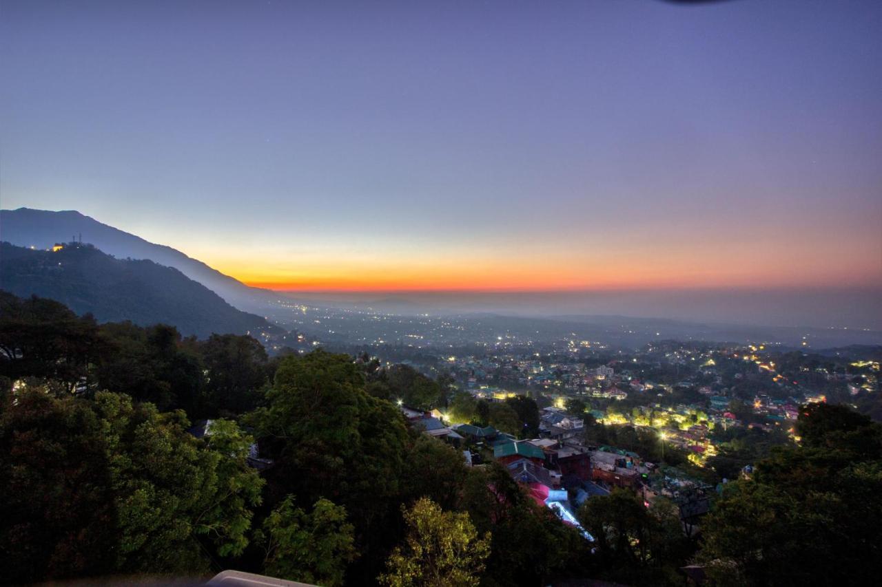 Bliss Valley - Beautiful View Of Mountains From 4* Dharamshala