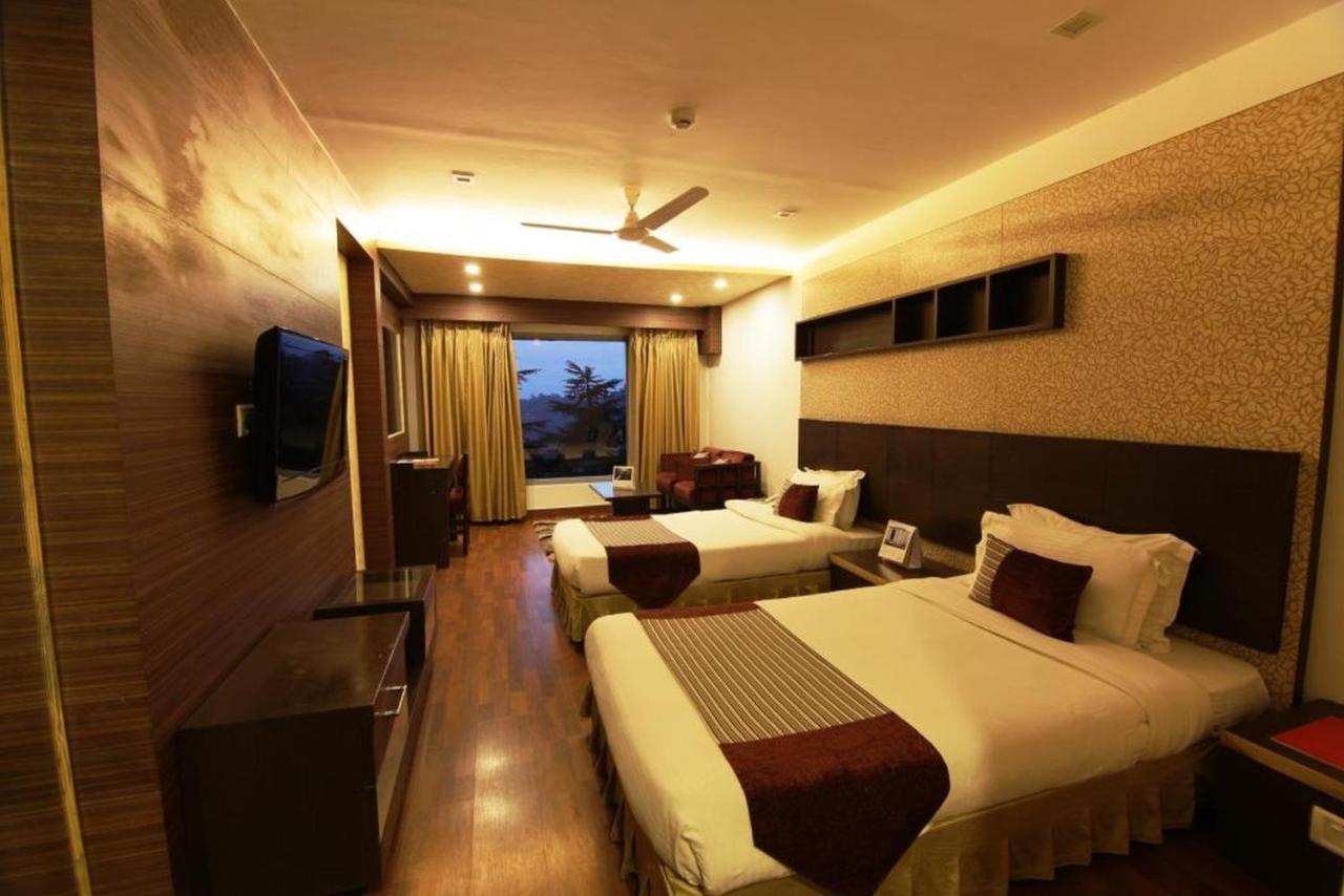Resort Surya Mcleod
