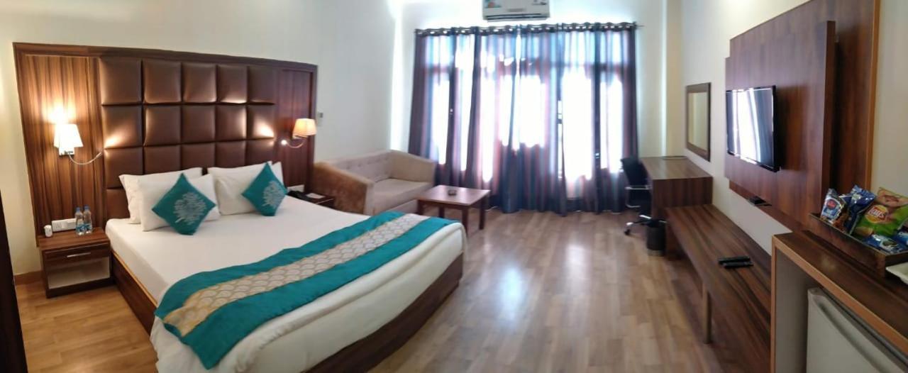 Pong View Hotel 2*