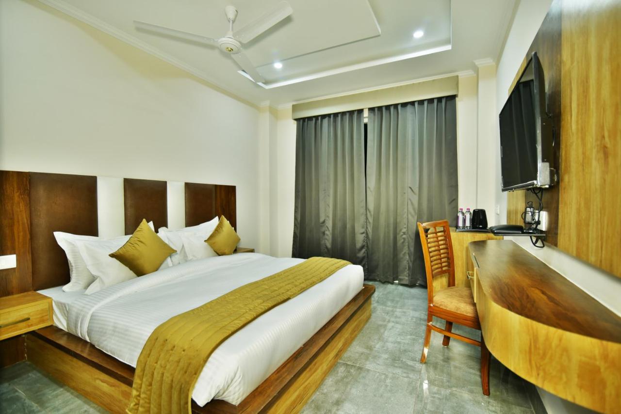Dhauladhar Hills Resort Hotel