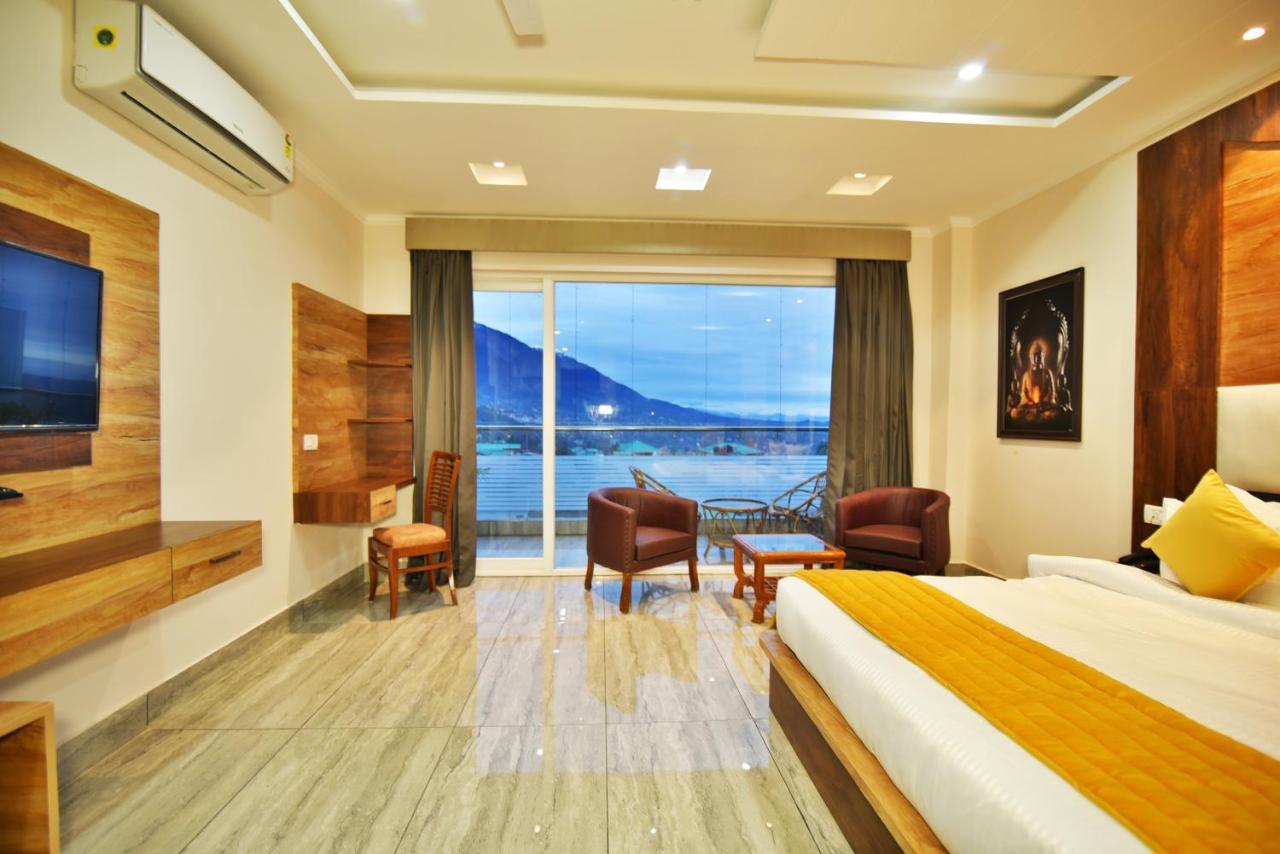 Dhauladhar Hills Resort 4*