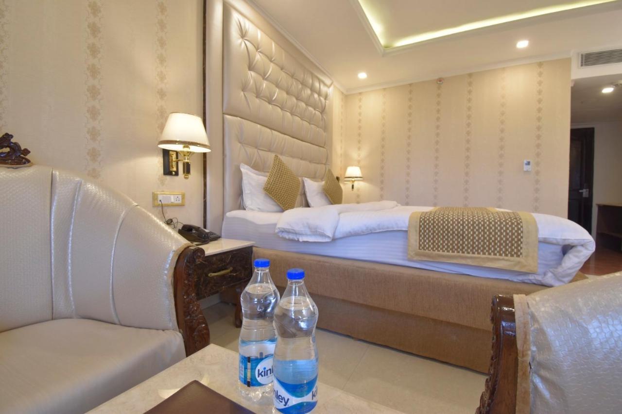 Hotel The Royal Castle 3*