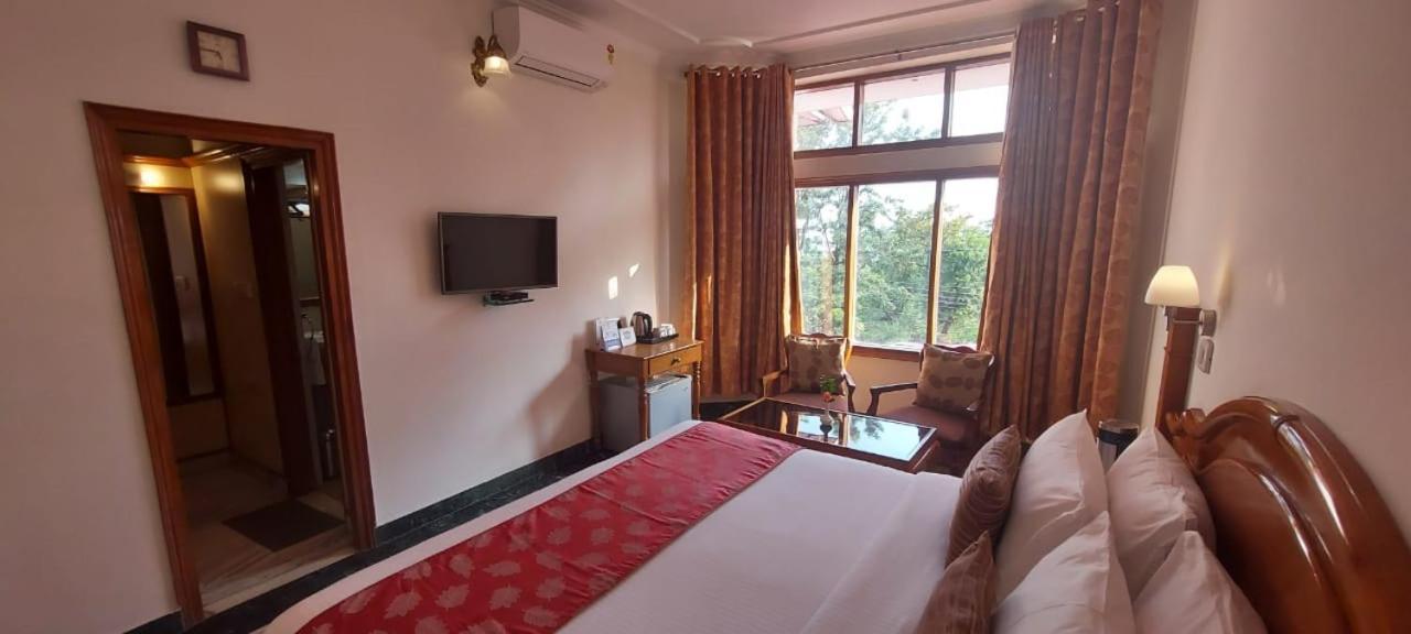 Resort Club Mahindra 3*