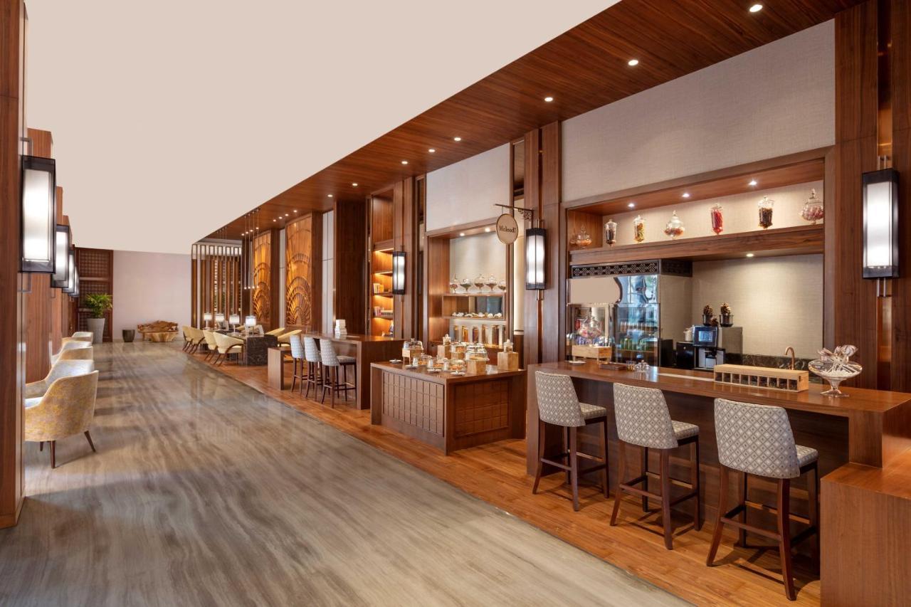Hyatt Regency Resort 5*