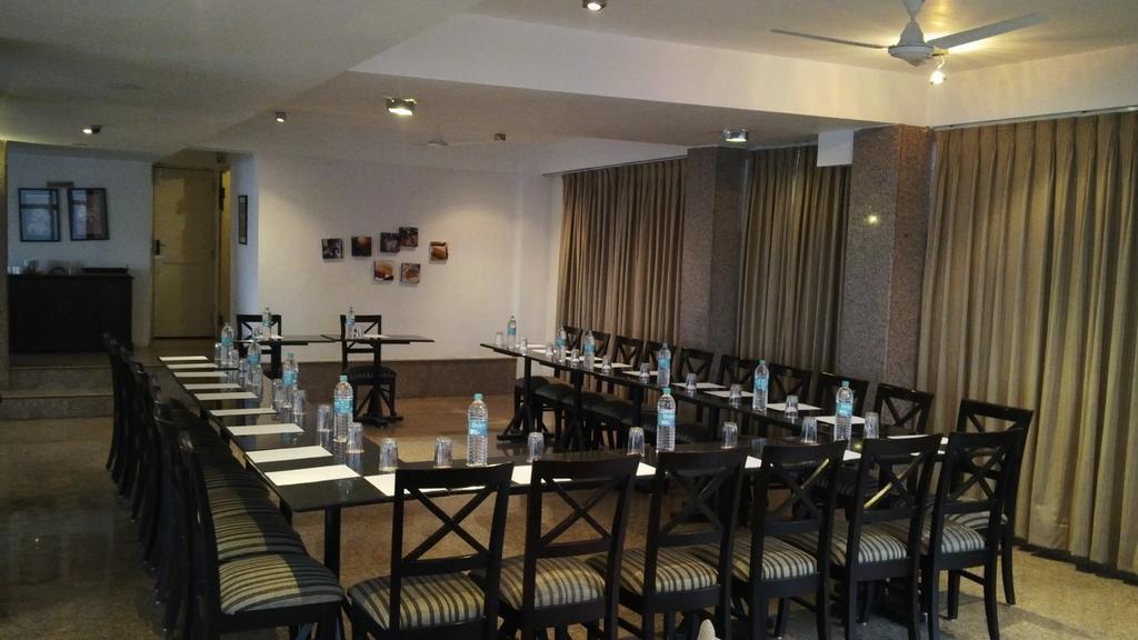 Hotel Mountain Mcleodganj 3*