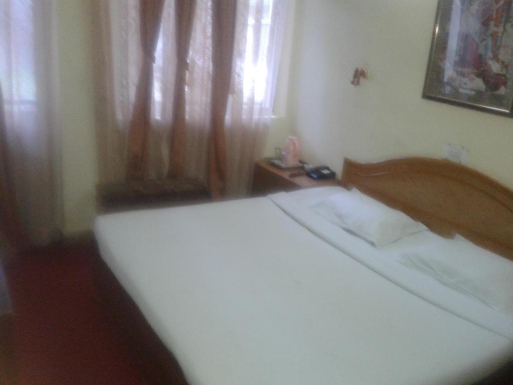Hotel Anand Palace Dharamshala