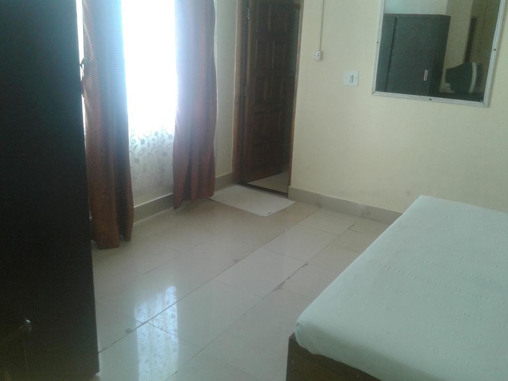 Anand Palace Hotel Dharamshala