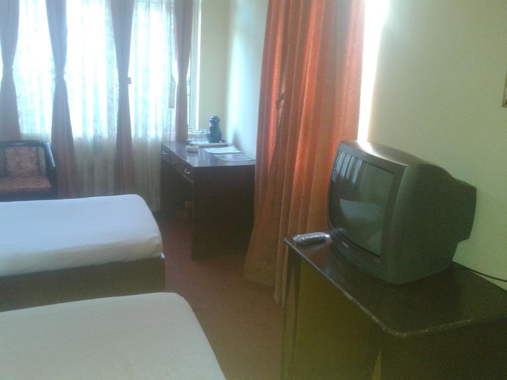 Anand Palace Hotel 3*
