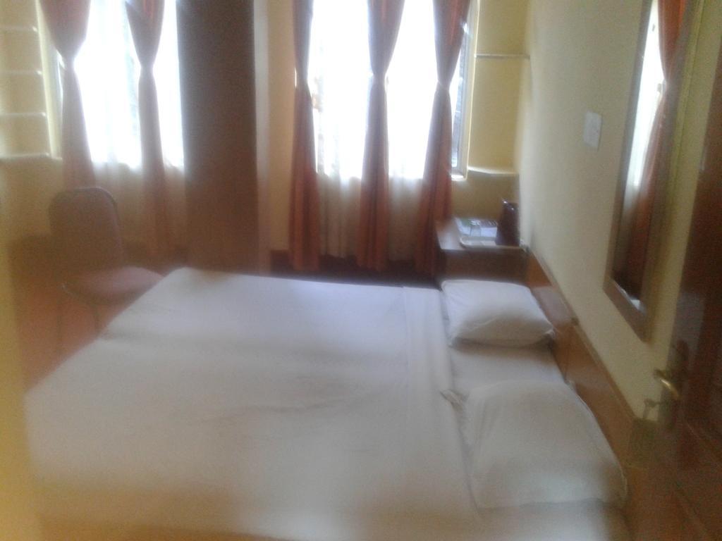 Anand Palace 3*