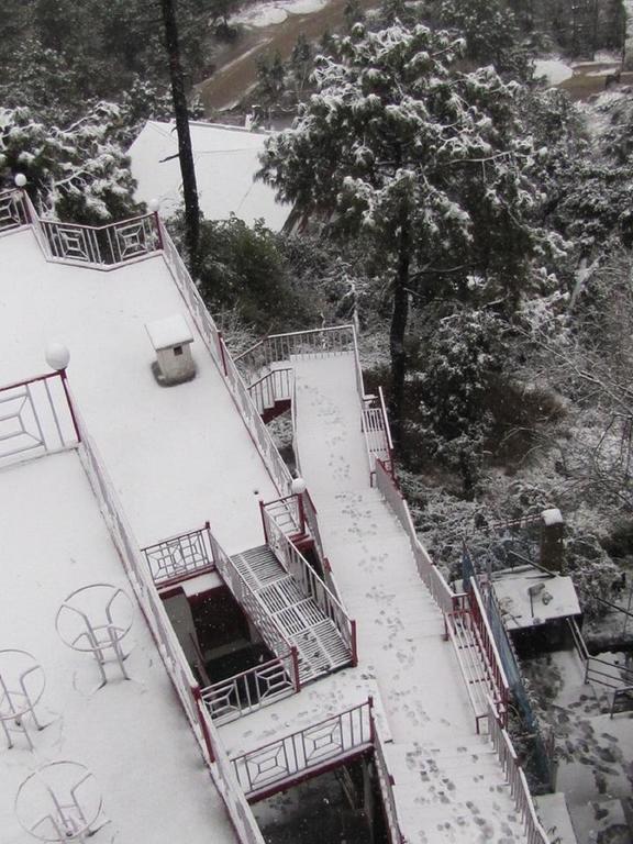 Deodar Hotel