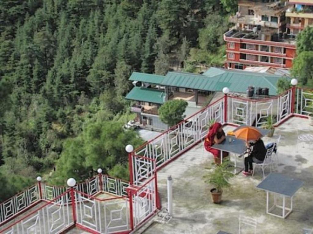 Hotel Deodar