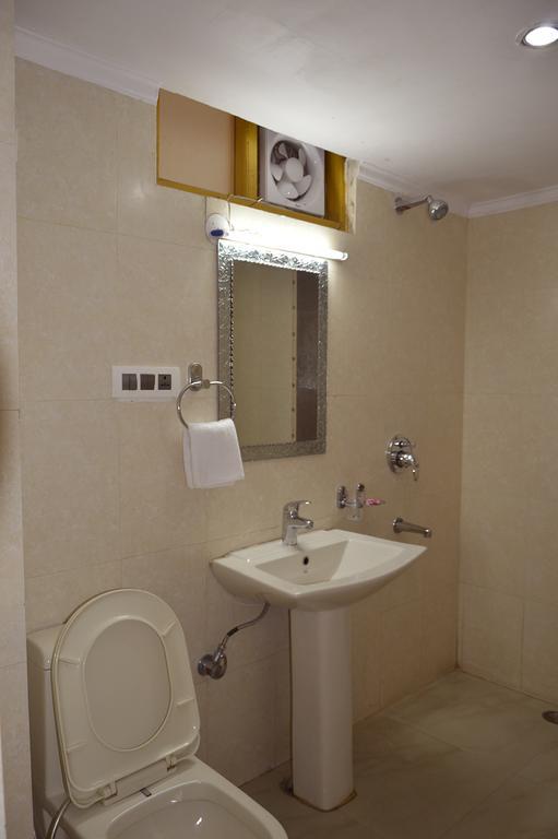 Sapphire 3*