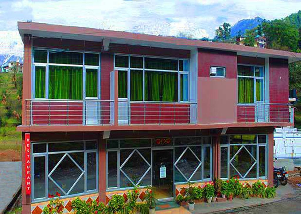 Upper Heart 2* Dharamshala