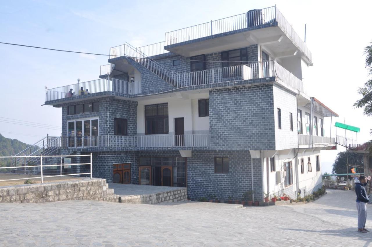 Hotel Devdar
