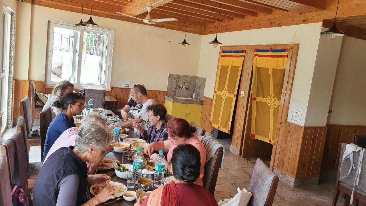 Hotel Nomadic