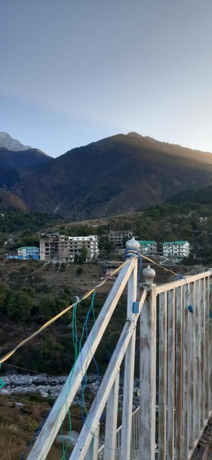 Devdar 3* Dharamshala