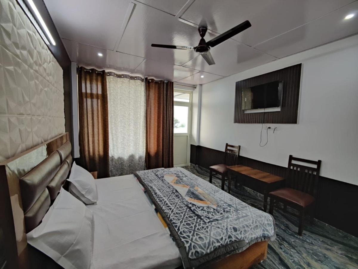 Hotel Naddi Edge
