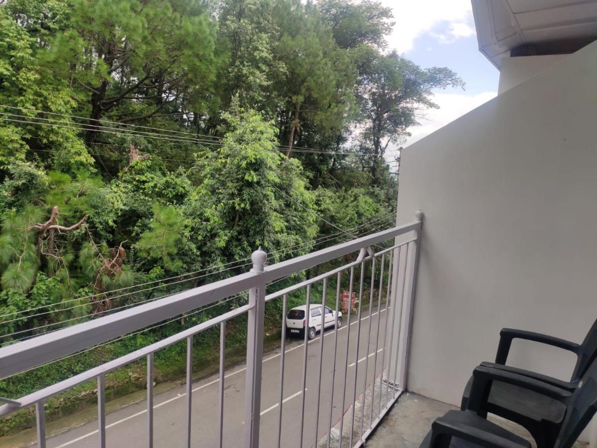 Amandeep Lodge Dharamshala