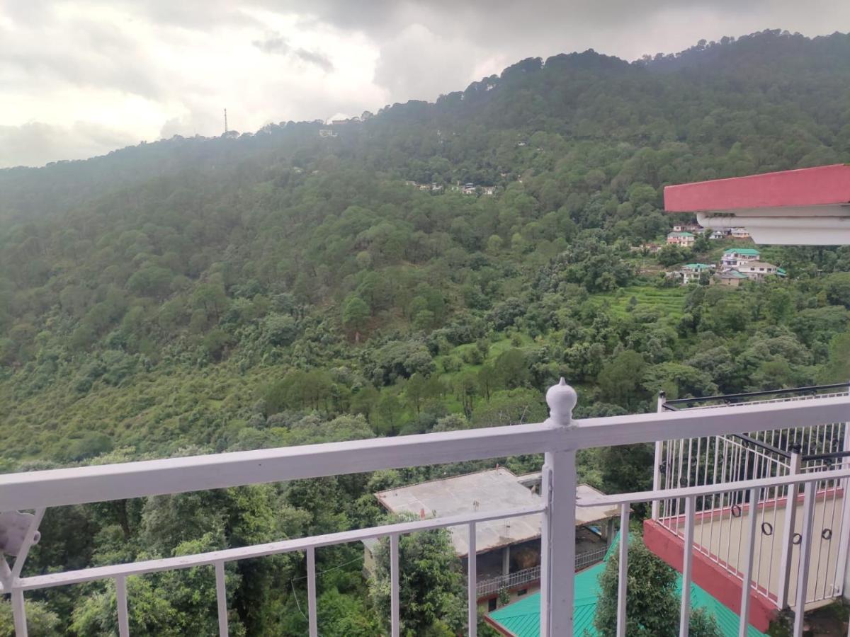 Amandeep Lodge Dharamshala