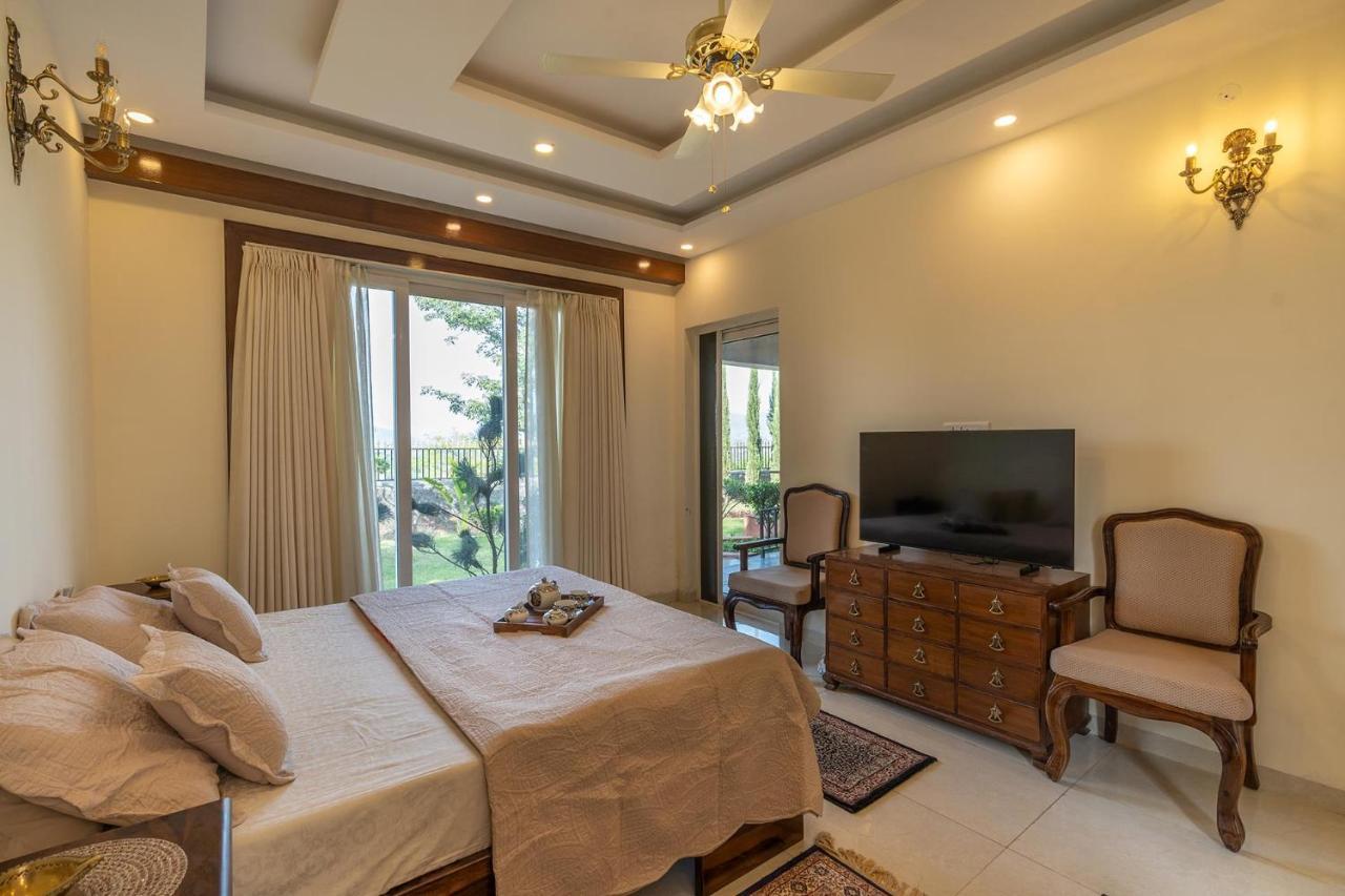 Stayvista At Dhauladhar House - Luxurious Chateau In Kangra Villa *