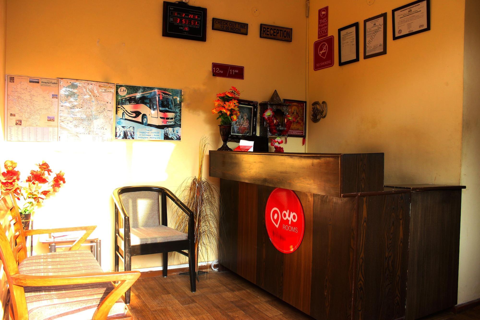 Oyo 4205 Anuj Regency 3*