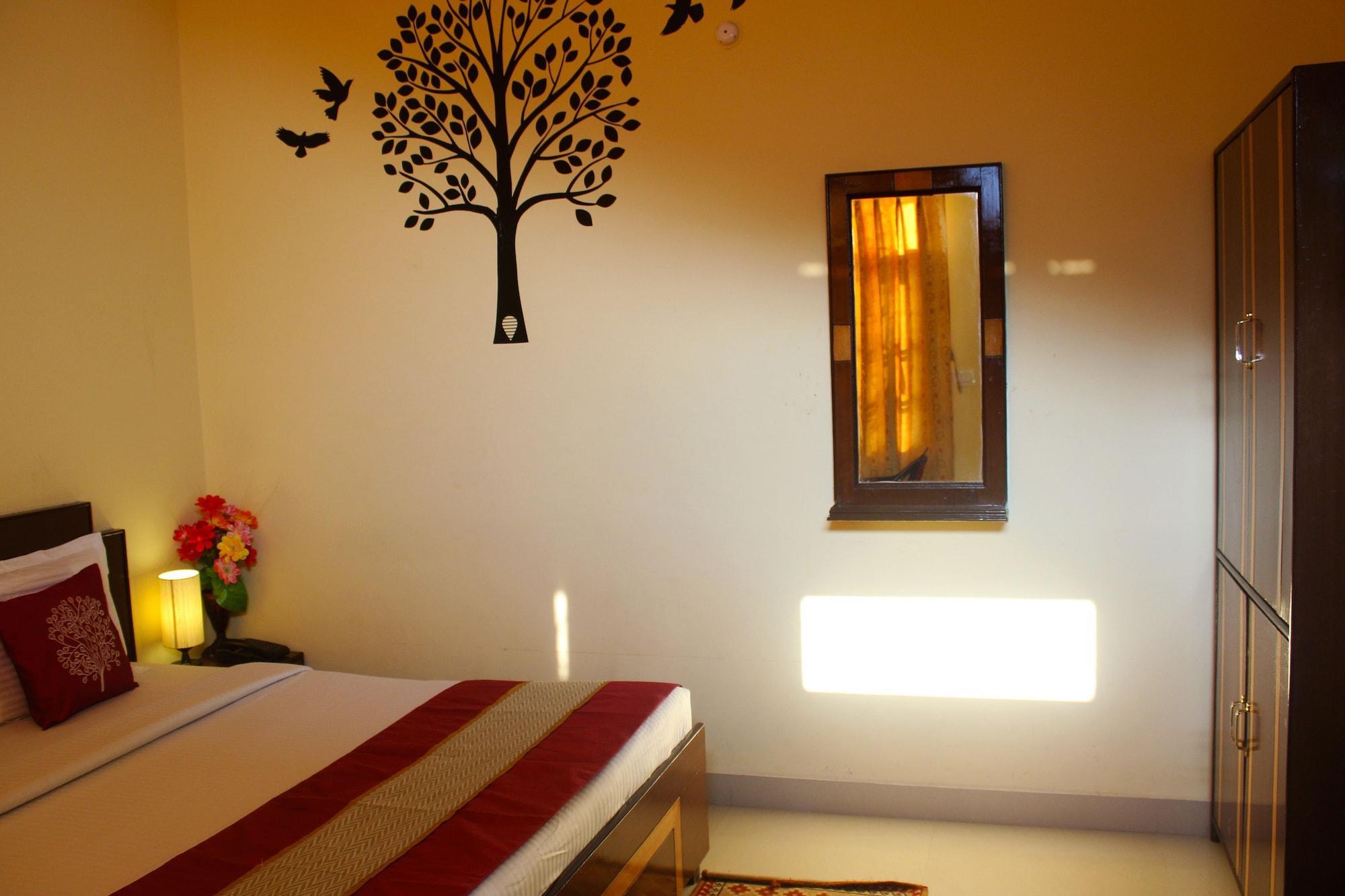 Hotel Oyo 4205 Anuj Regency