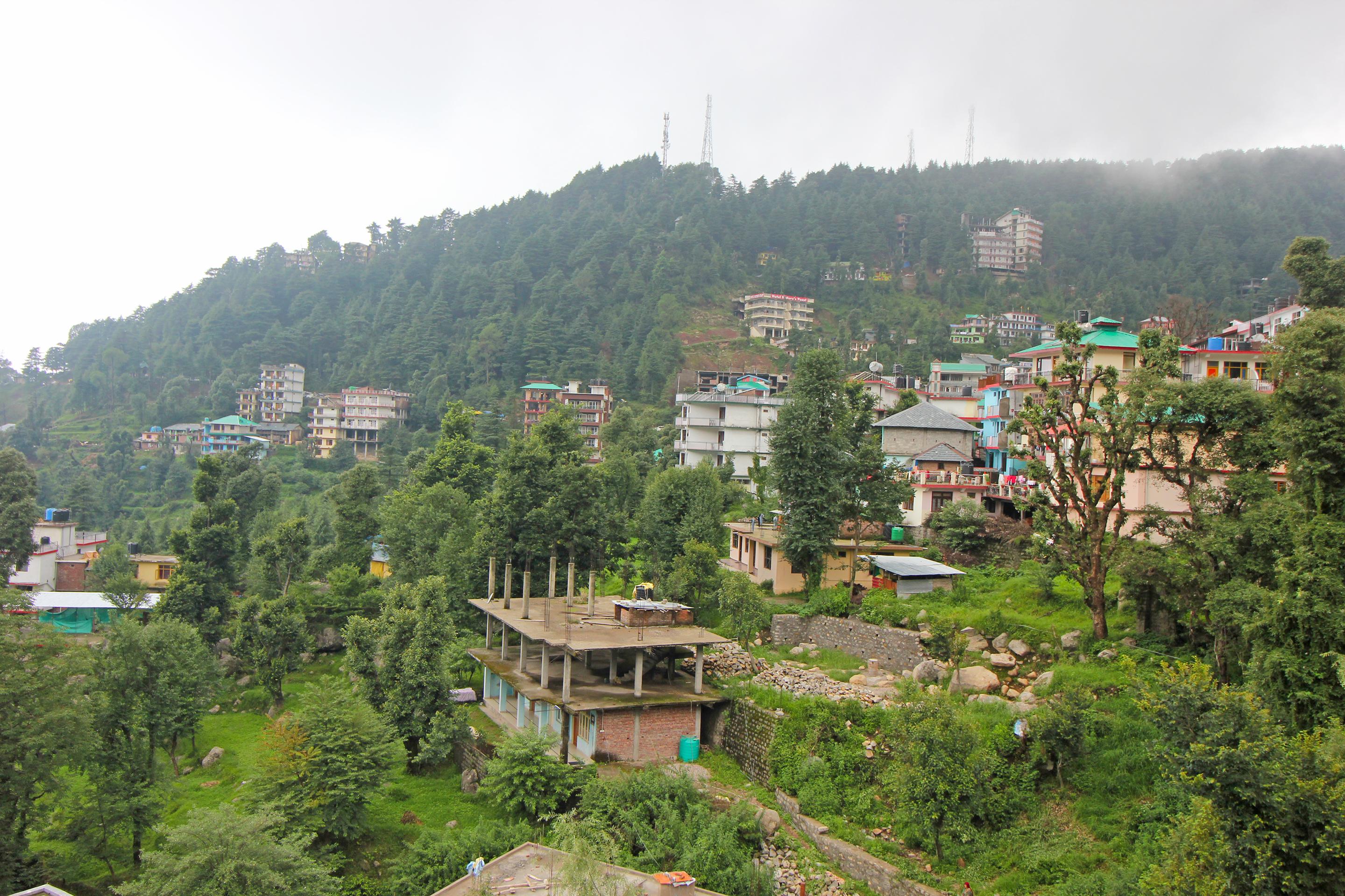 Oyo 4205 Anuj Regency 3*