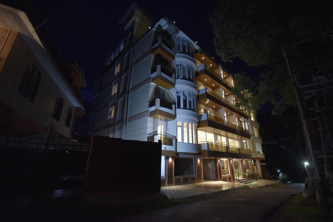 Hotel The Royal Castle Hot And Cold Centralized 3*