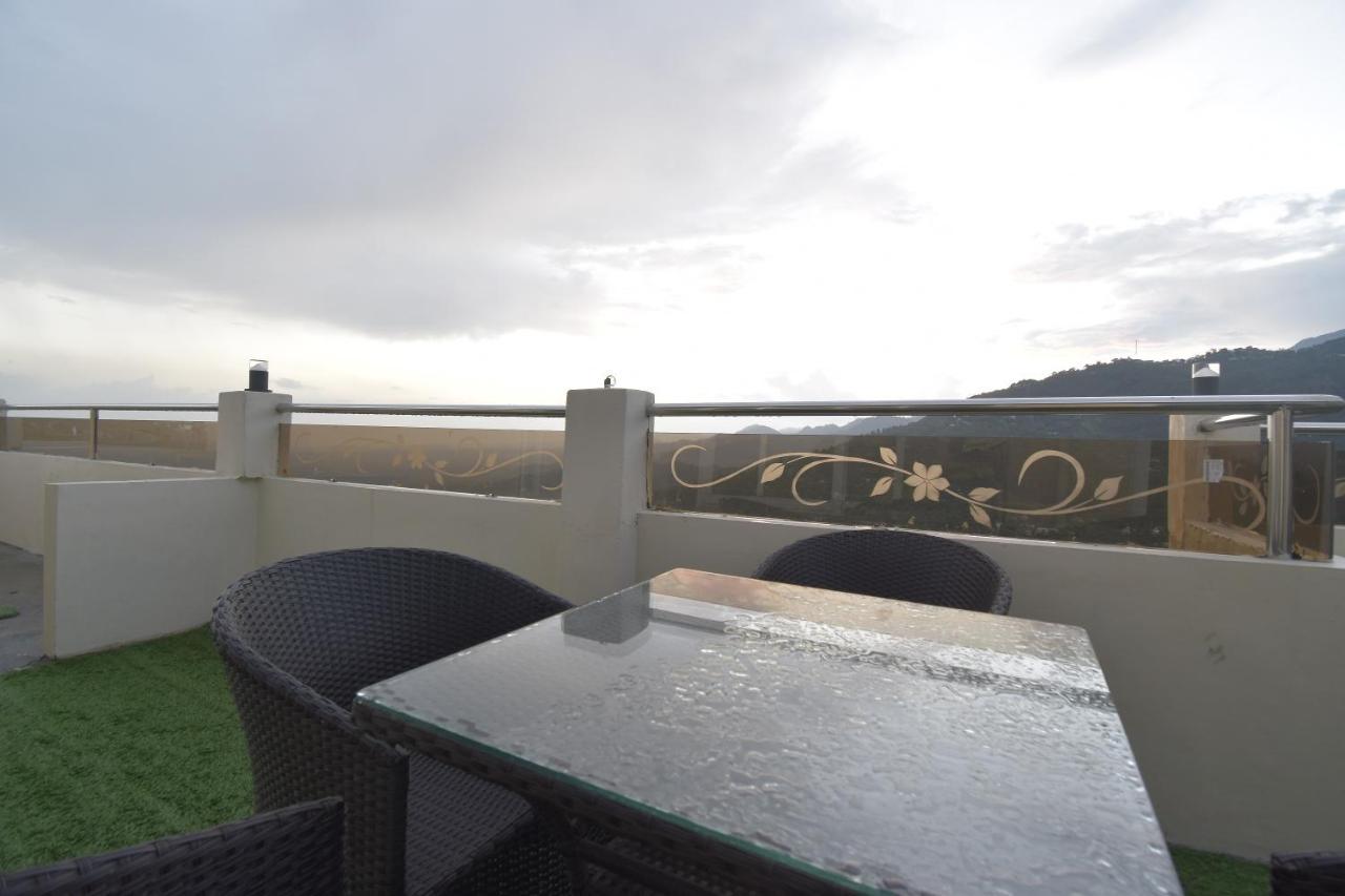 Hotel The Royal Castle Hot And Cold Centralized 3*