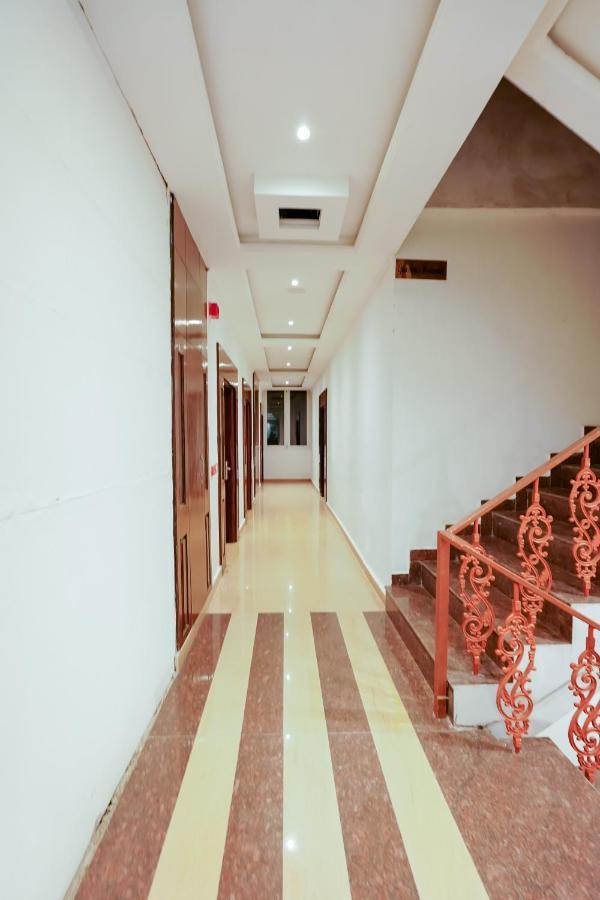 Grand Him Queen Hot And Cold Ac Centralized Hotel *