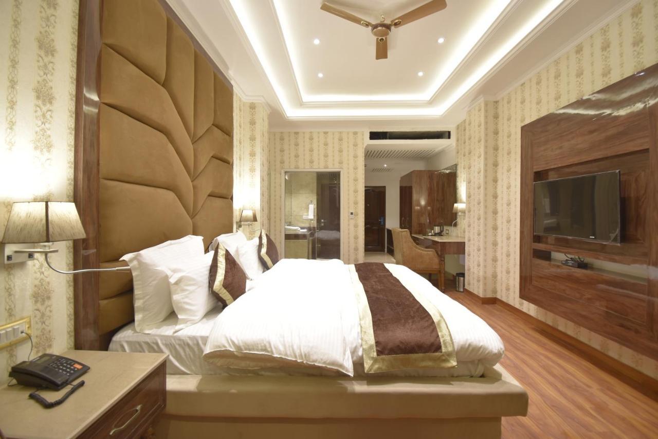 Grand Him Queen Hot And Cold Ac Centralized * Dharamshala