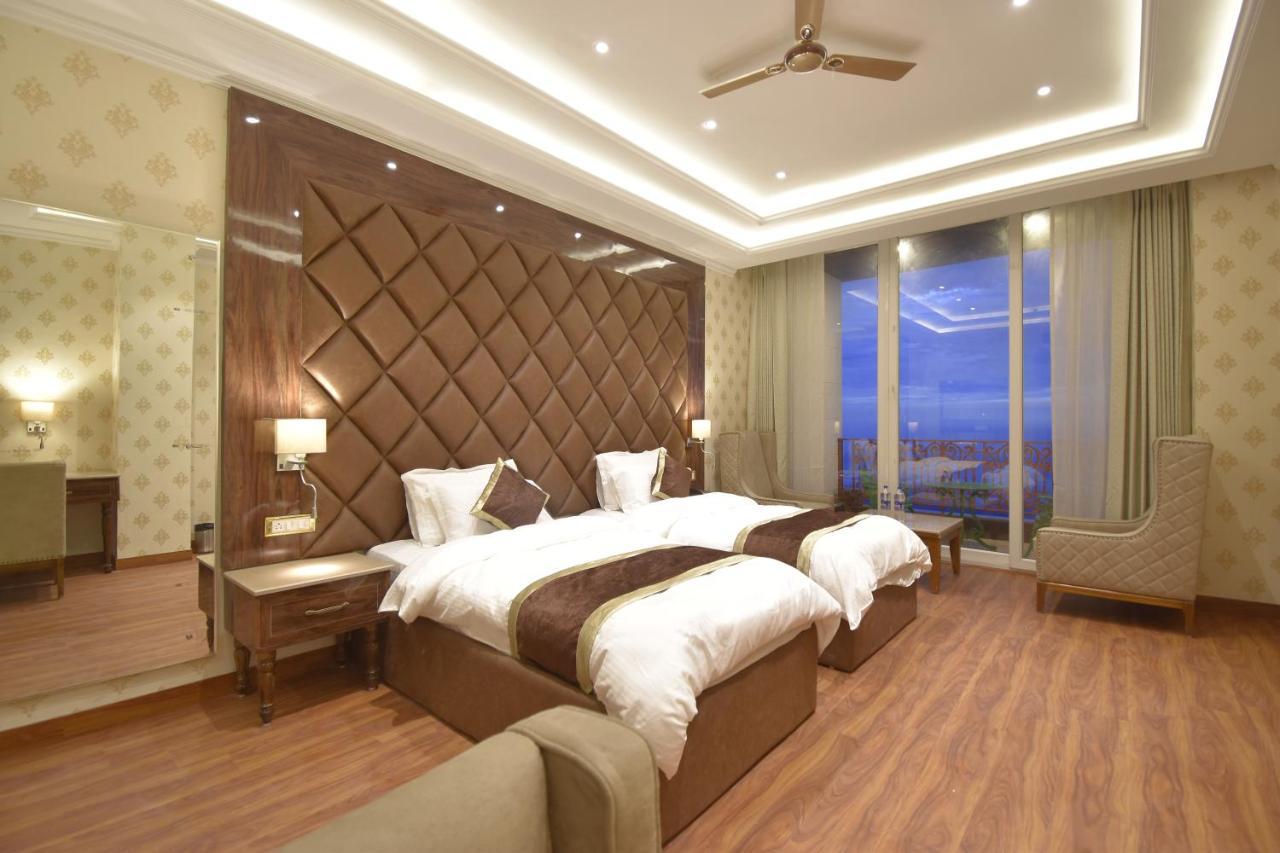 Grand Him Queen Hot And Cold Ac Centralized Hotel Dharamshala